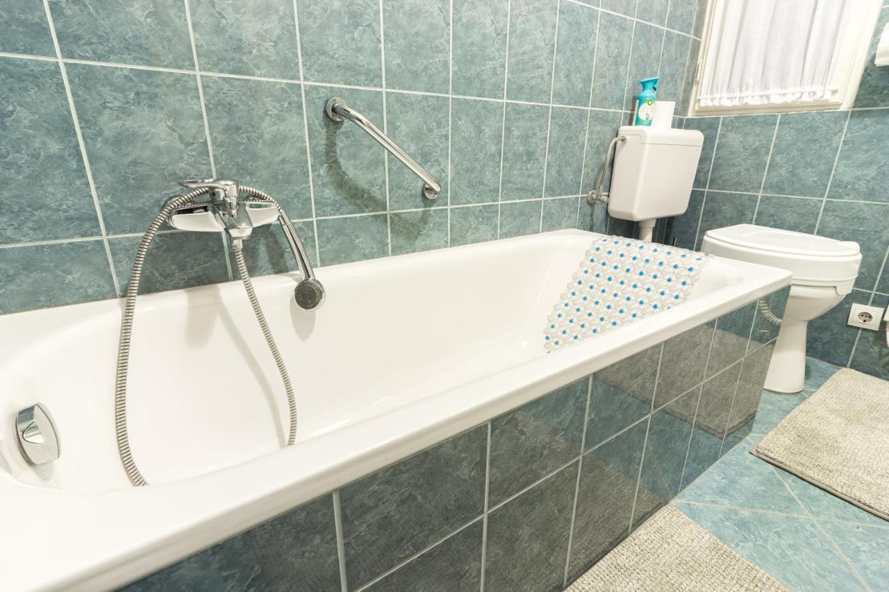 Beautiful Spacious Three-Room Suite Close To Buda Castle Budapest Exterior photo